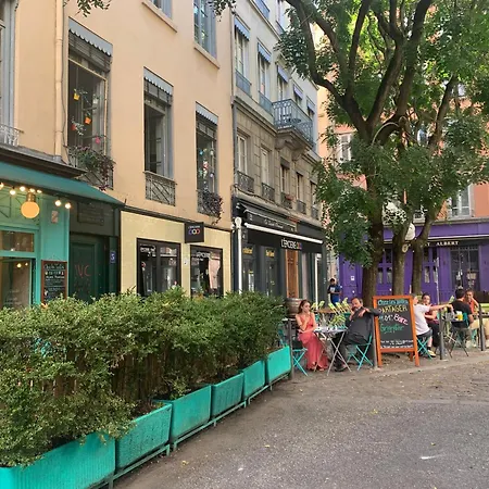 Superbe Ancien Emplacement Ideal * Lyon